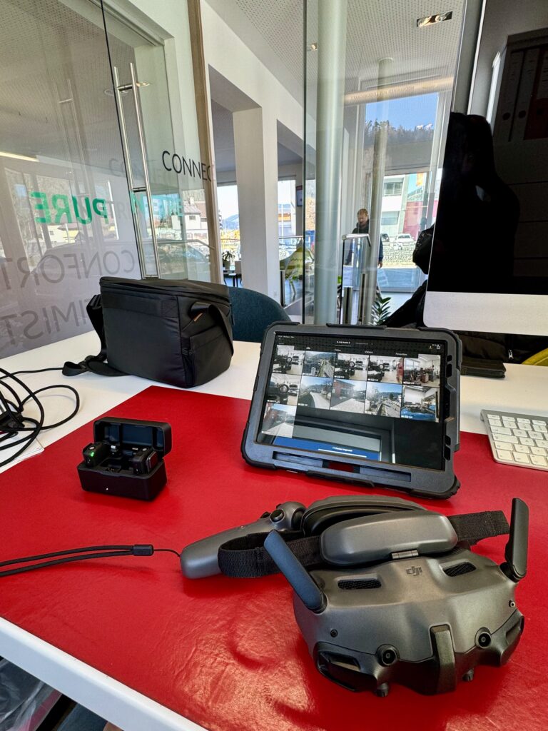 Vorbereitung des FPV Drohnenflugs im Autohaus Gell – Planung der Route für den One-Shot durch Werkstatt und Ausstellungsbereich.